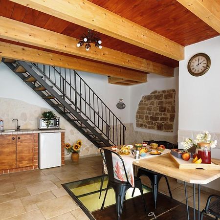 B&B La Corte San Francesco Bari Zewnętrze zdjęcie