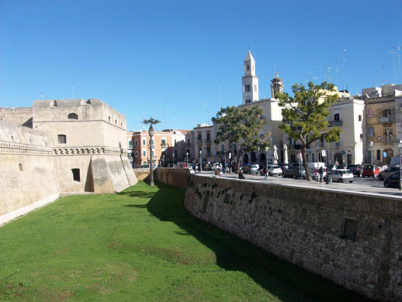 B&B La Corte San Francesco Bari Zewnętrze zdjęcie